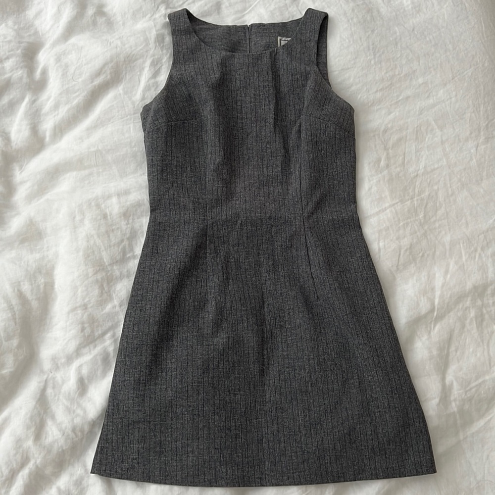 A line dress, grey